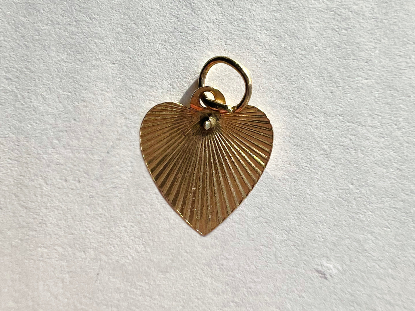 Vintage Ribbed Heart Charm